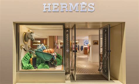 HERMES wholesale store